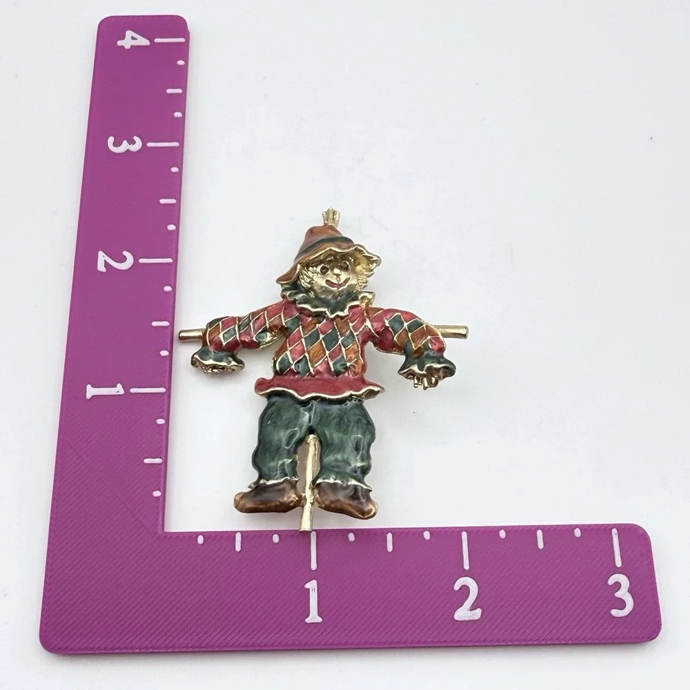 Vintage Scarecrow Brooch Enamel Gold Tone Fall Harvest Halloween Pin